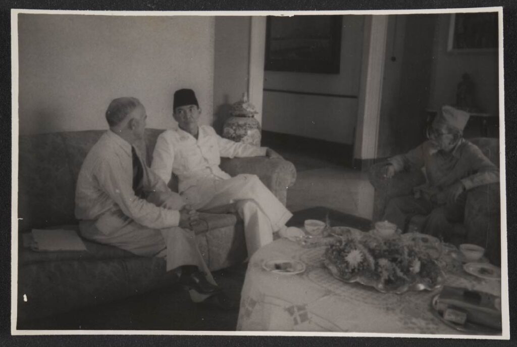 Dr. Frank, Indonesian President Sukarno, and Indonesian Foreign Minister Haji Agus Salim